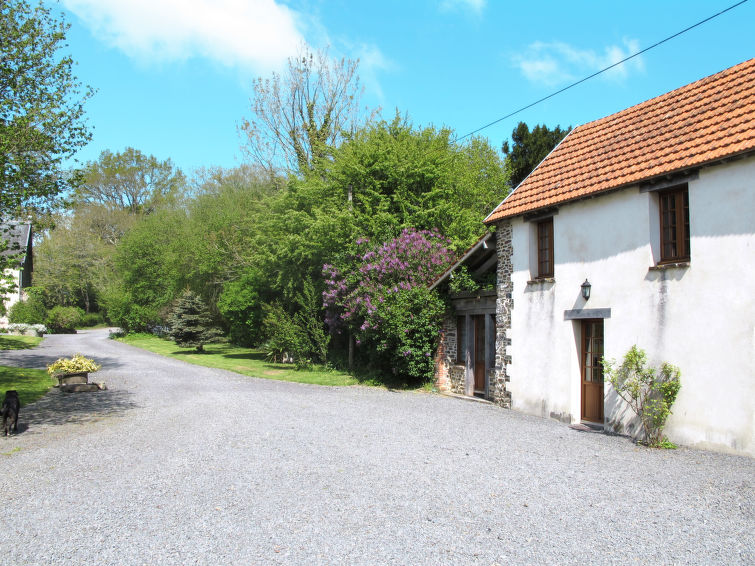 Foto van exterieur van Vakantiehuis Savigny