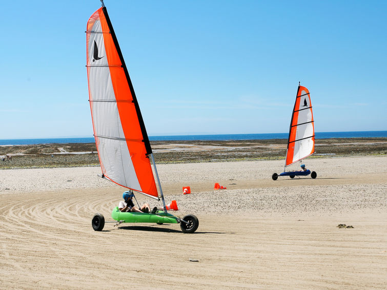 Foto van omgeving van Vakantiehuis Créances Foto van omgeving van Vakantiehuis Créances