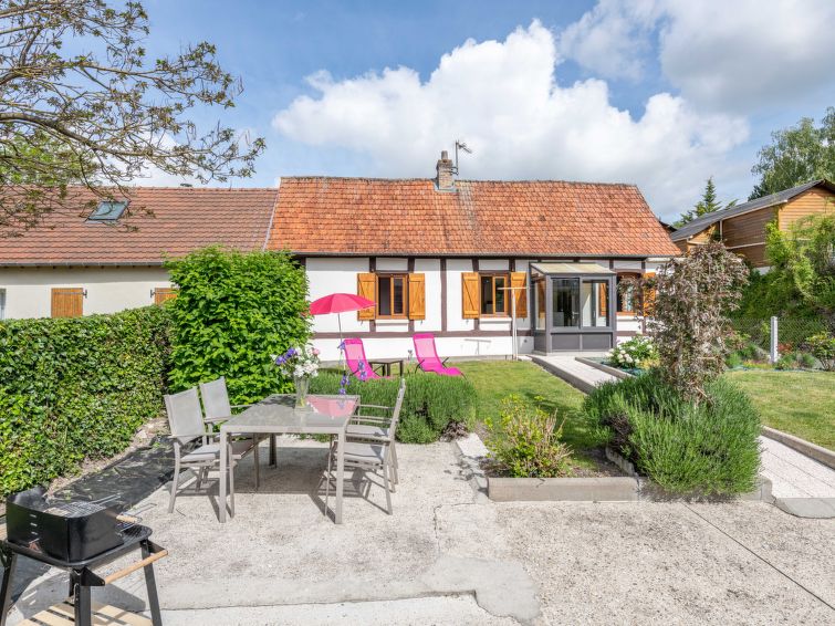 Foto van exterieur van Vakantiehuis Mesnières-en-Brayin de winter Foto van exterieur van Vakantiehuis Mesnières-en-Brayin de winter