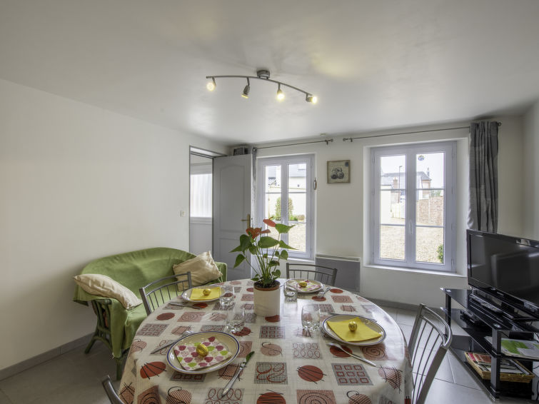 Foto van exterieur van Vakantiehuis St-Pierre-en-Port Foto van exterieur van Vakantiehuis St-Pierre-en-Port