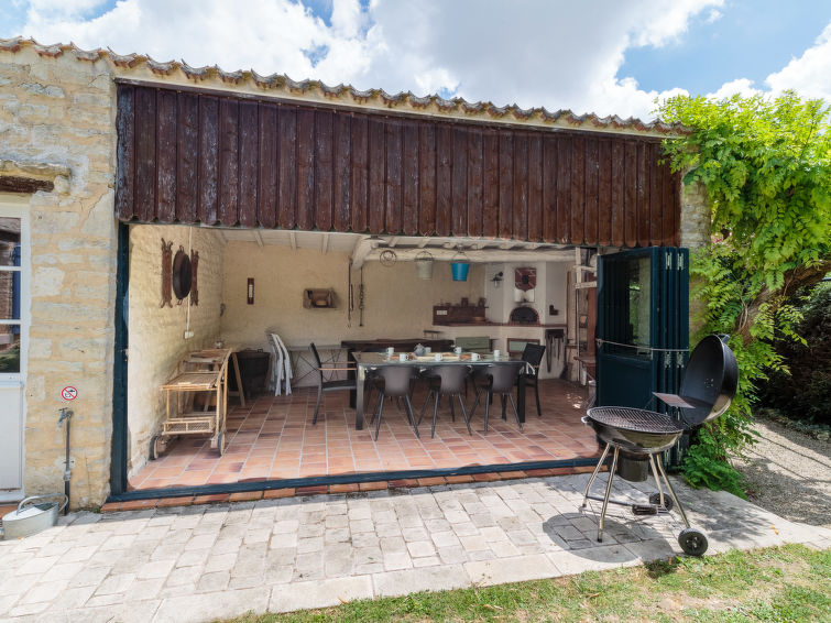 Foto van exterieur van Vakantiehuis Mauze sur le Mignon