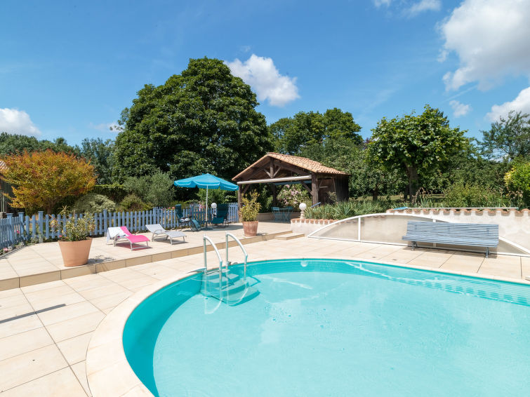 Foto van exterieur van Vakantiehuis Mauze sur le Mignon