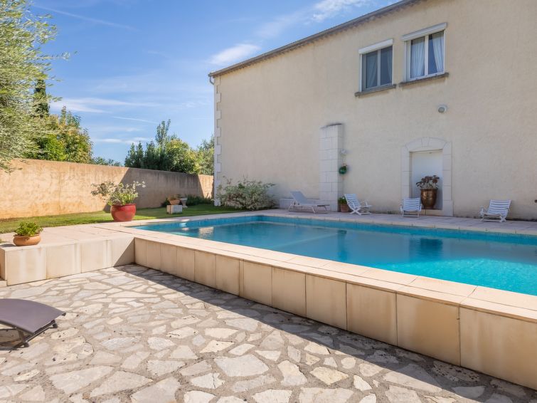 Foto van exterieur van Vakantiehuis Noves