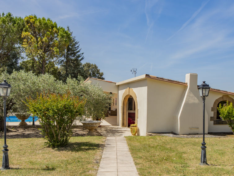 Foto van exterieur van Vakantiehuis Vaugines
