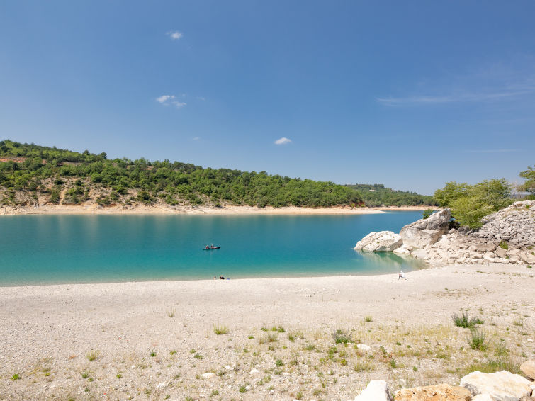 Foto van omgeving van Vakantiehuis Bauduen