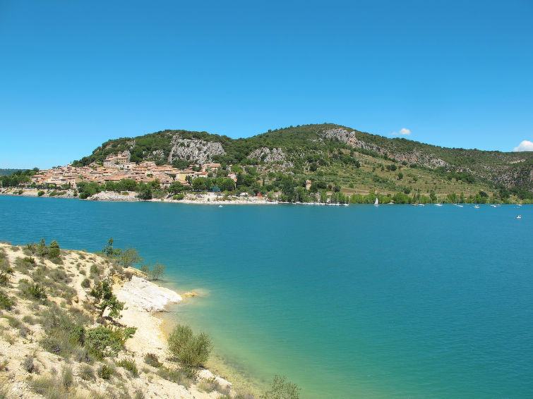 Foto van omgeving van Vakantiehuis Bauduen