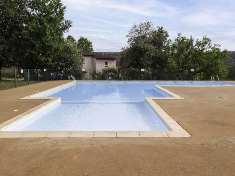 Ontdek het Rustige Vakantiehuis Domaine des Cazelles in Cajarc | Out! Vakantiehuizen