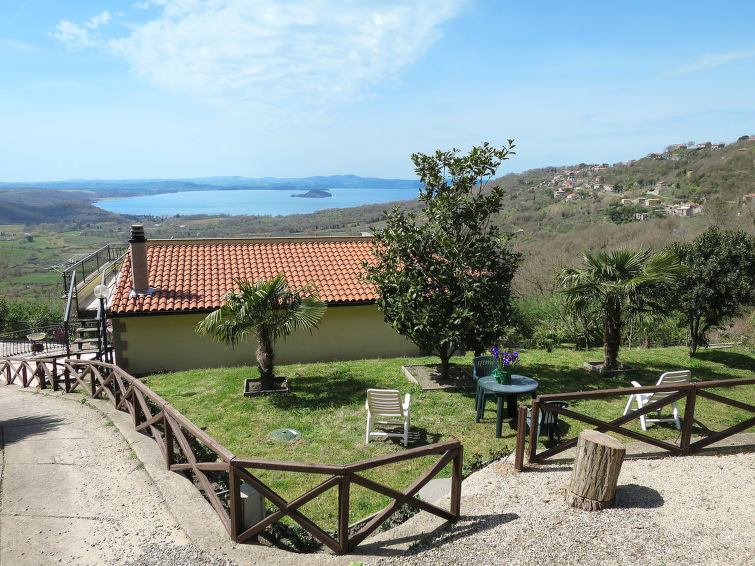 Foto van exterieur van Vakantiehuis Lago di Bolsena