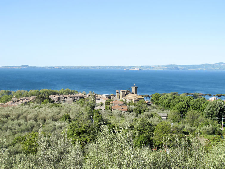 Foto van omgeving van Vakantiehuis Lago di Bolsena