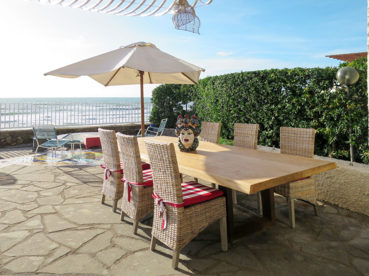 Foto van exterieur van Vakantiehuis Santa Marinella