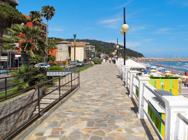 Foto van omgeving van Appartement Marina di Andora