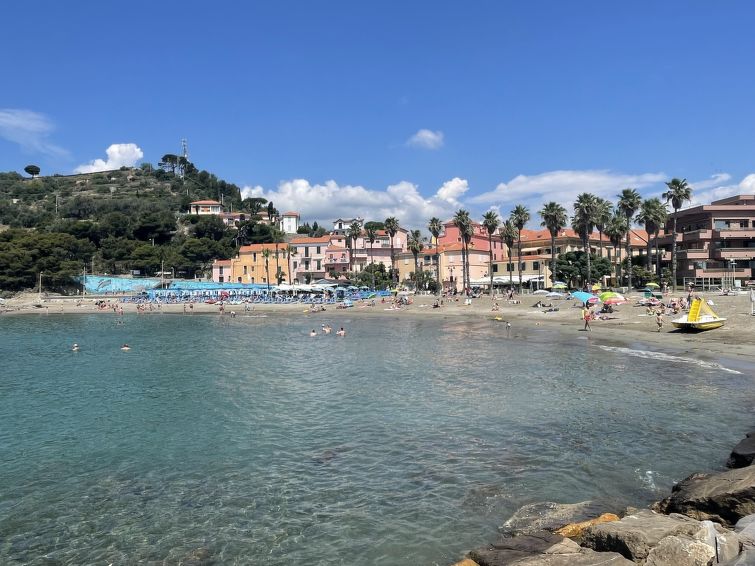 Foto van omgeving van Vakantiehuis San Lorenzo al Mare