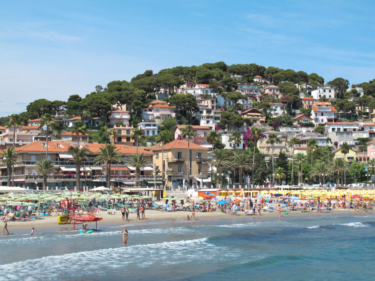 Foto van omgeving van Vakantiehuis Marina di Andora