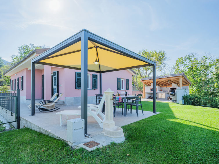 Foto van exterieur van Vakantiehuis Maissana