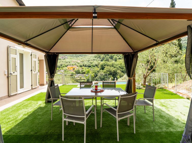 Foto van exterieur van Vakantiehuis Pontedassio