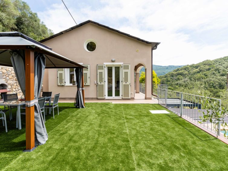 Foto van exterieur van Vakantiehuis Pontedassio