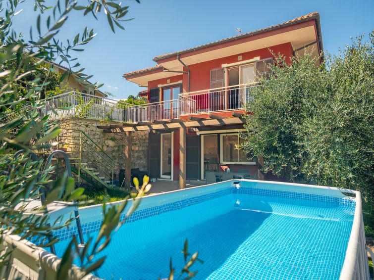 Foto van exterieur van Vakantiehuis Portio