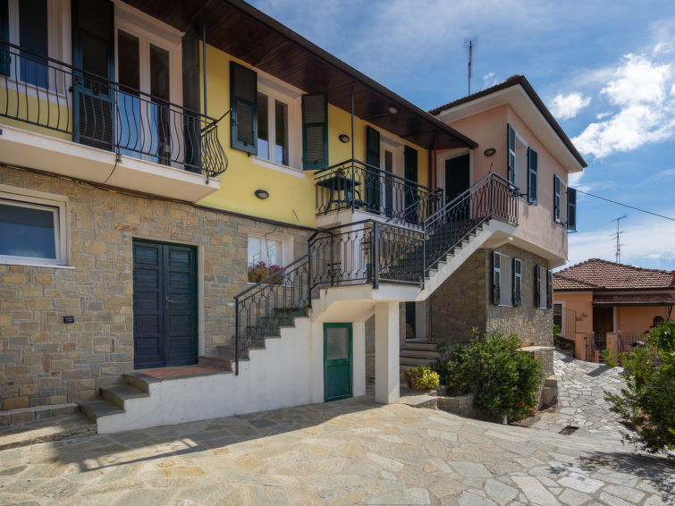 Foto van exterieur van Vakantiehuis Pietrabruna