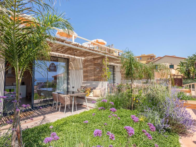 Foto van exterieur van Appartement San Lorenzo al Mare