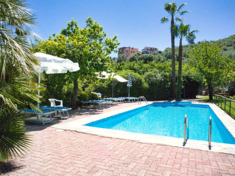 Foto van exterieur van Vakantiehuis Dolcedo