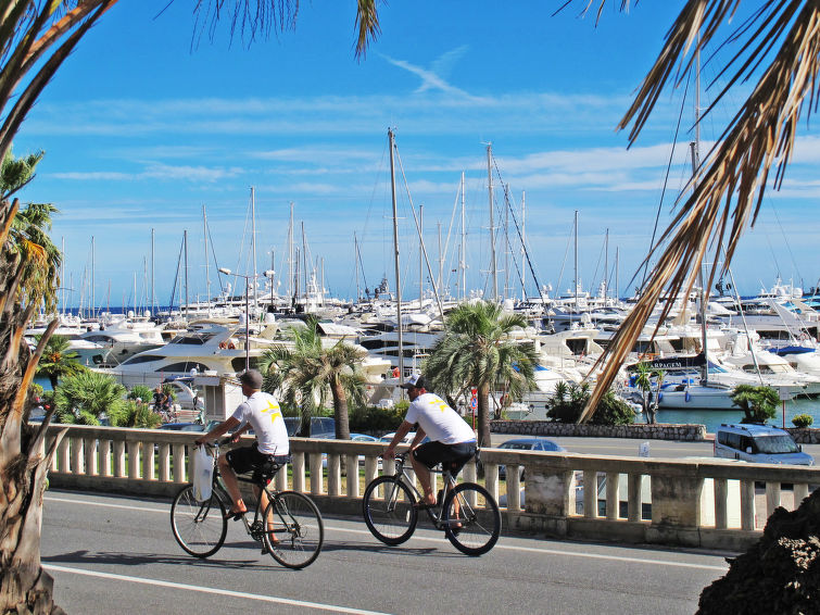 Foto van omgeving van Vakantiehuis Sanremo
