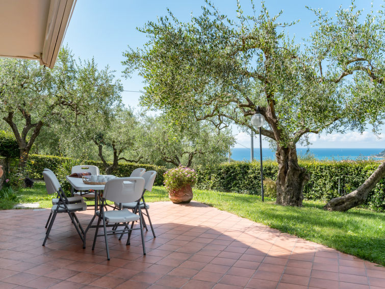 Foto van exterieur van Vakantiehuis Diano Marina
