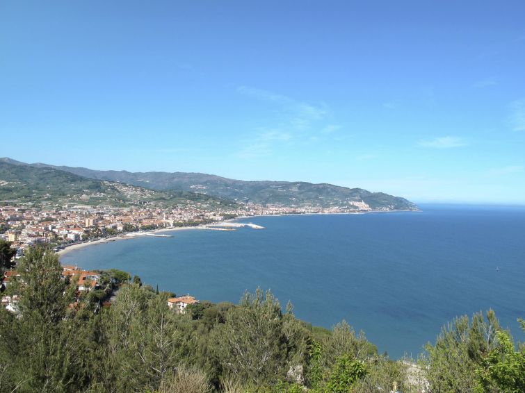 Foto van omgeving van Vakantiehuis Diano Marina
