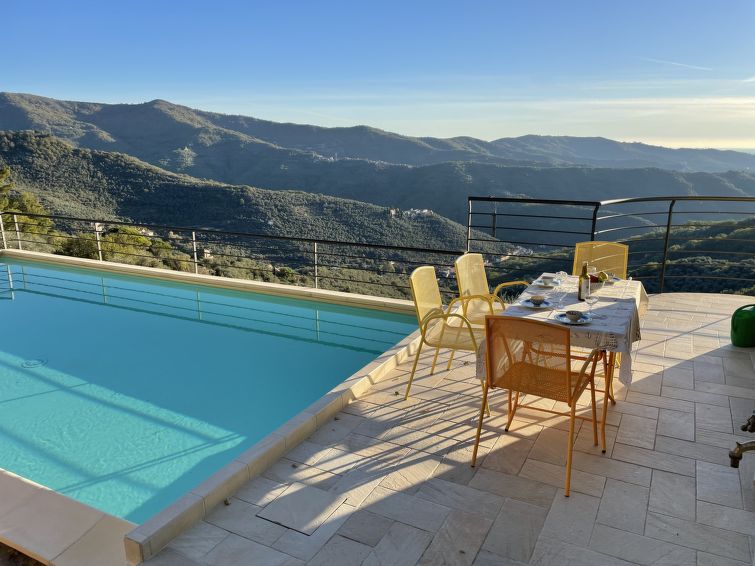 Foto van exterieur van Vakantiehuis Valloria