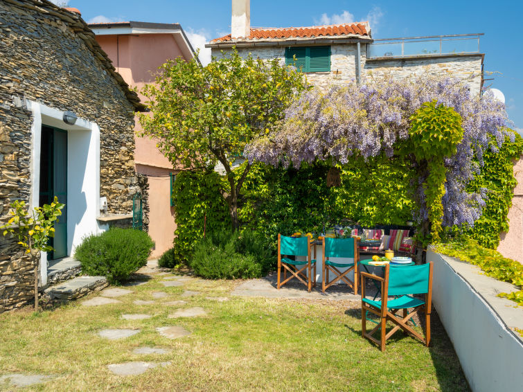 Foto van exterieur van Vakantiehuis Dolcedo