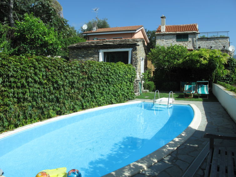 Foto van exterieur van Vakantiehuis Dolcedo
