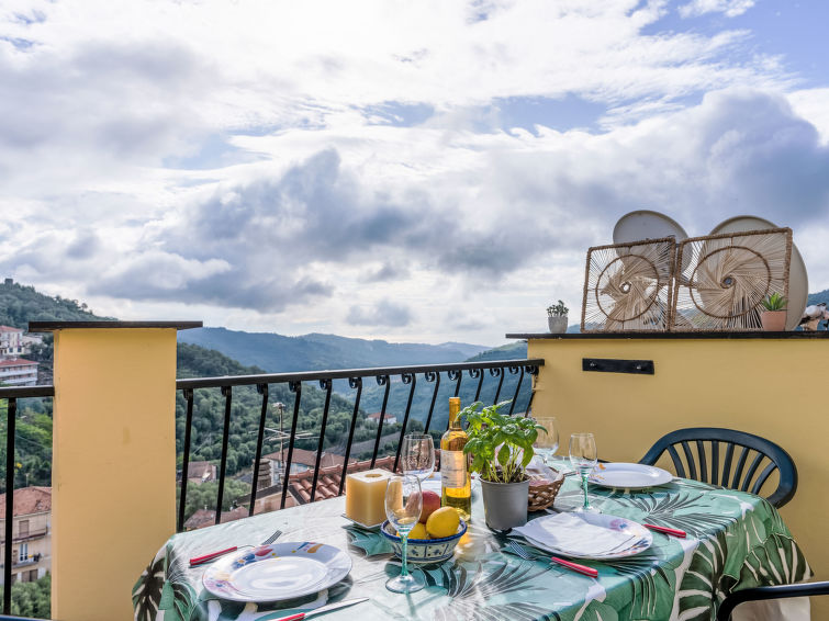 Foto van exterieur van Vakantiehuis Pietrabruna