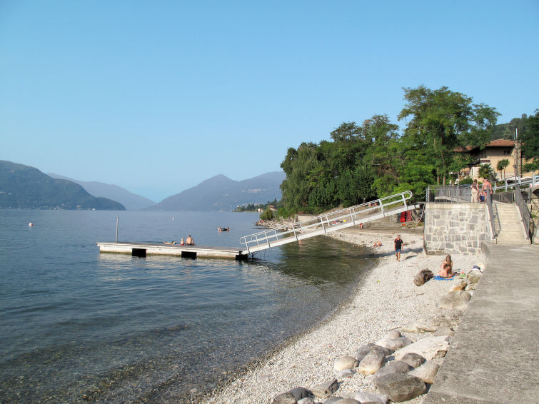 Foto van omgeving van Vakantiehuis Brezzo di Bedero Foto van omgeving van Vakantiehuis Brezzo di Bedero