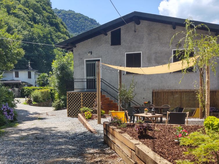 Foto van exterieur van Appartement Colico