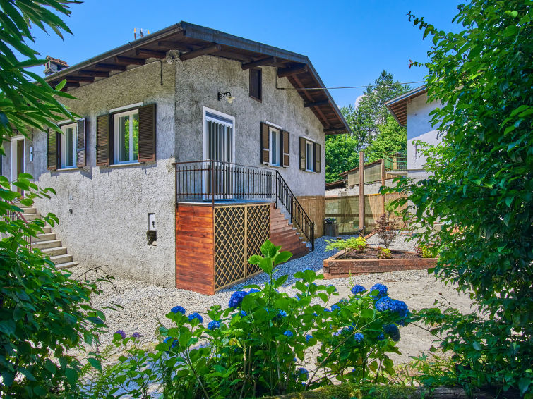 Foto van exterieur van Appartement Colico