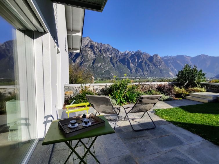 Foto van exterieur van Appartement Lago di Mezzola