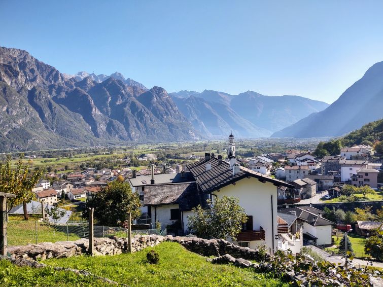 Foto van exterieur van Appartement Lago di Mezzola