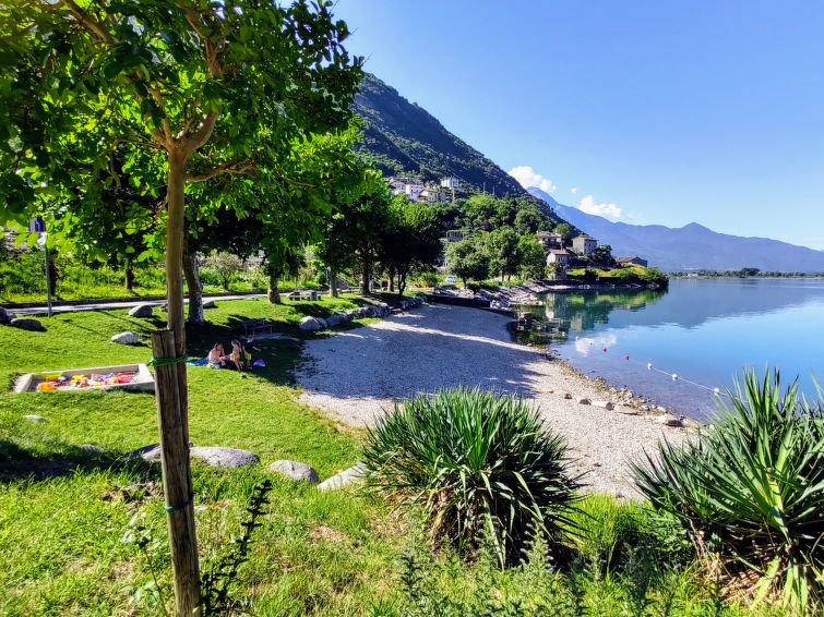Foto van omgeving van Appartement Lago di Mezzola