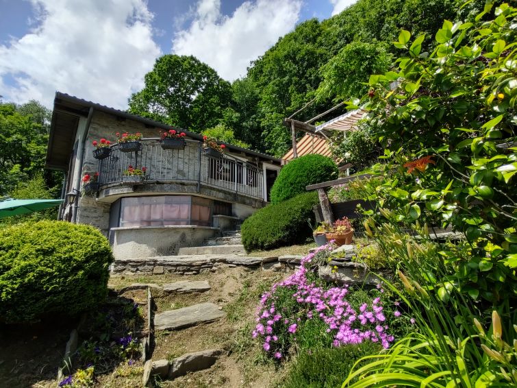 Foto van exterieur van Appartement Gravedona