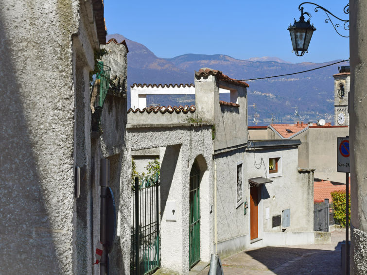 Foto van exterieur van Vakantiehuis Porto Valtravaglia