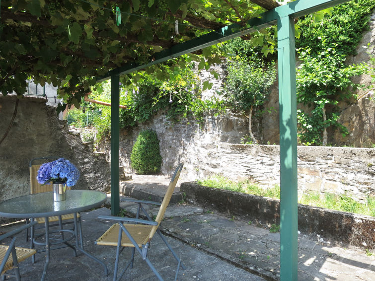 Foto van exterieur van Vakantiehuis Cannero Riviera