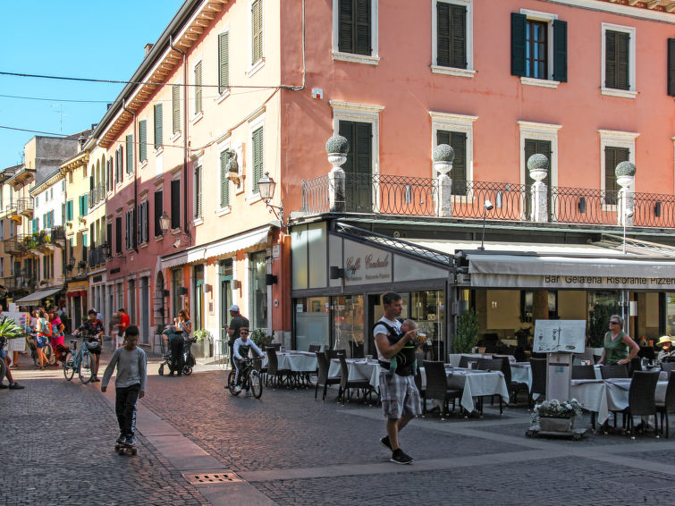 Foto van omgeving van Vakantiehuis Peschiera del Garda