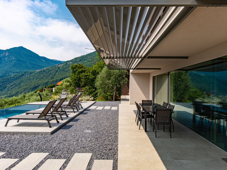 Foto van exterieur van Vakantiehuis Riva di Solto
