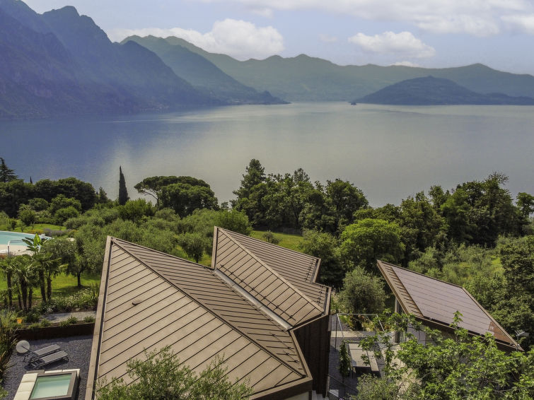 Foto van exterieur van Vakantiehuis Riva di Solto