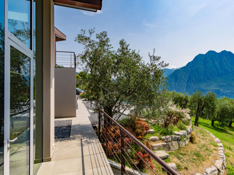 Foto van exterieur van Vakantiehuis Riva di Solto