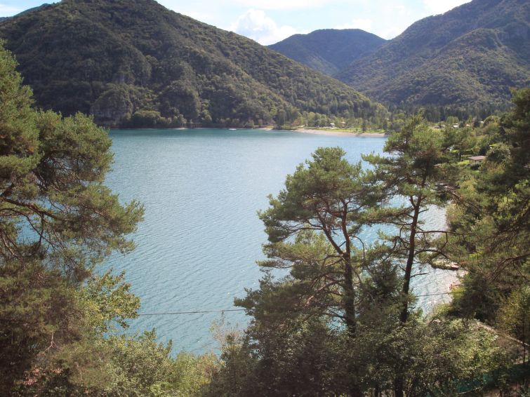 Foto van exterieur van Vakantiehuis Lago di Ledro