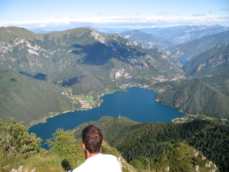 Foto van omgeving van Vakantiehuis Lago di Ledro