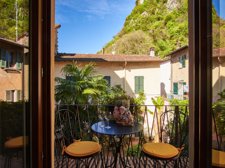Foto van exterieur van Vakantiehuis Porlezza