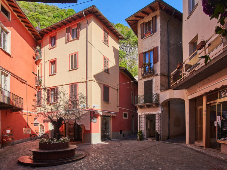 Foto van exterieur van Vakantiehuis Porlezza