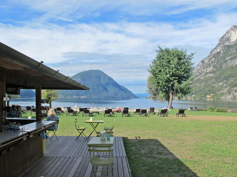 Foto van omgeving van Vakantiehuis Porlezza