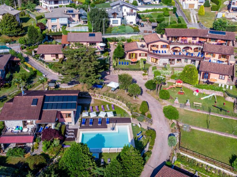 Foto van exterieur van Appartement Luino